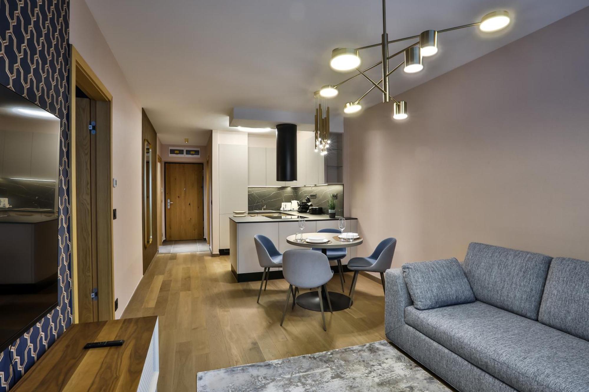 Sun Hill Luxury Suites บูดาเปสต์ ภายนอก รูปภาพ
