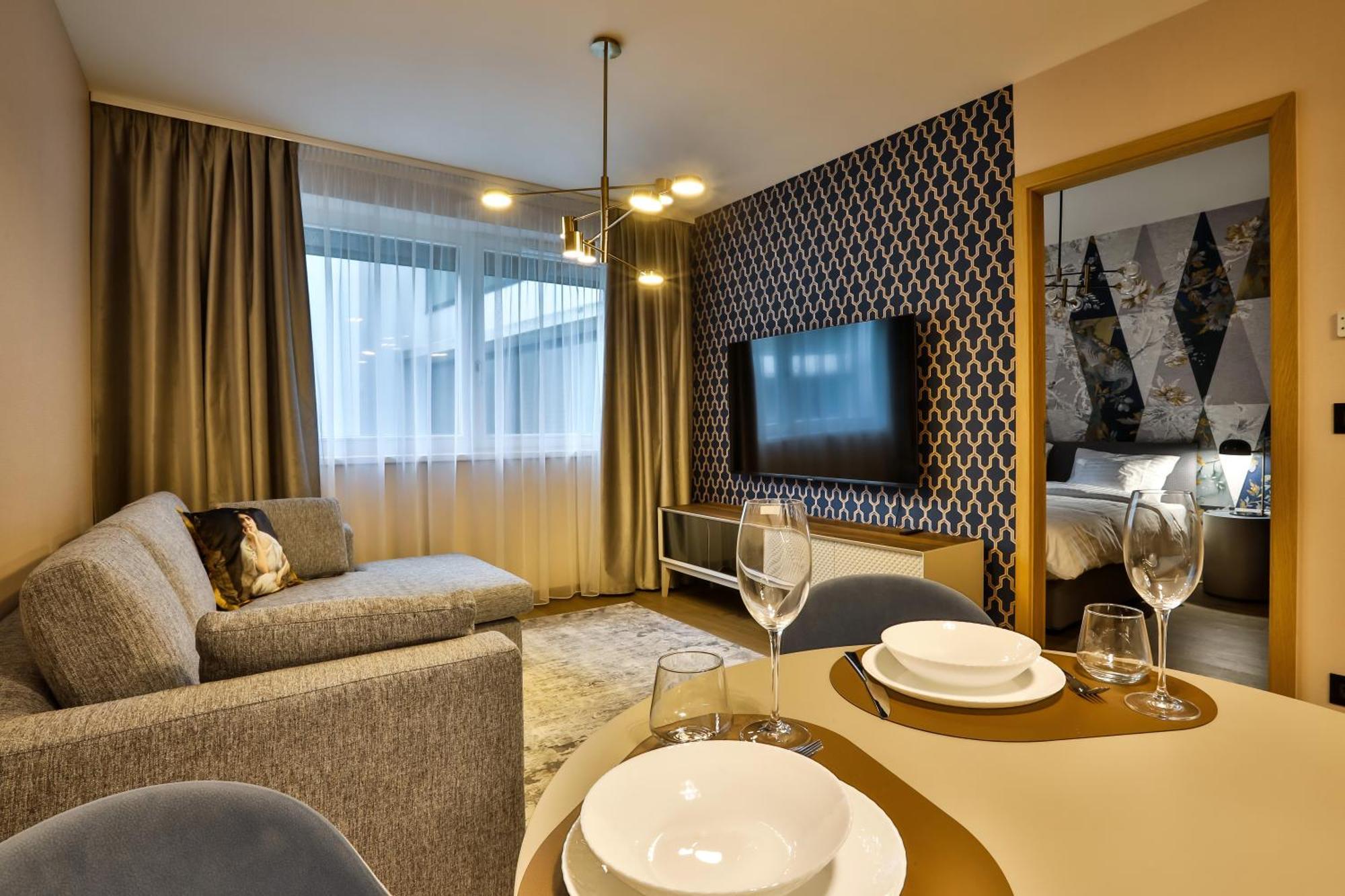 Sun Hill Luxury Suites บูดาเปสต์ ภายนอก รูปภาพ